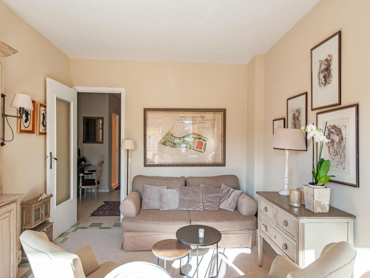 Apartment In With Balcony Terrace