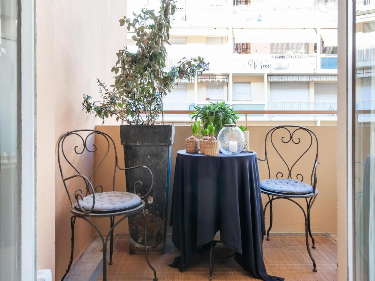 Apartment In With Balcony Terrace